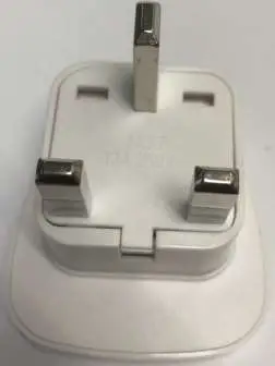 PowerPac-PT13-Universal-Travel-Adapter-03