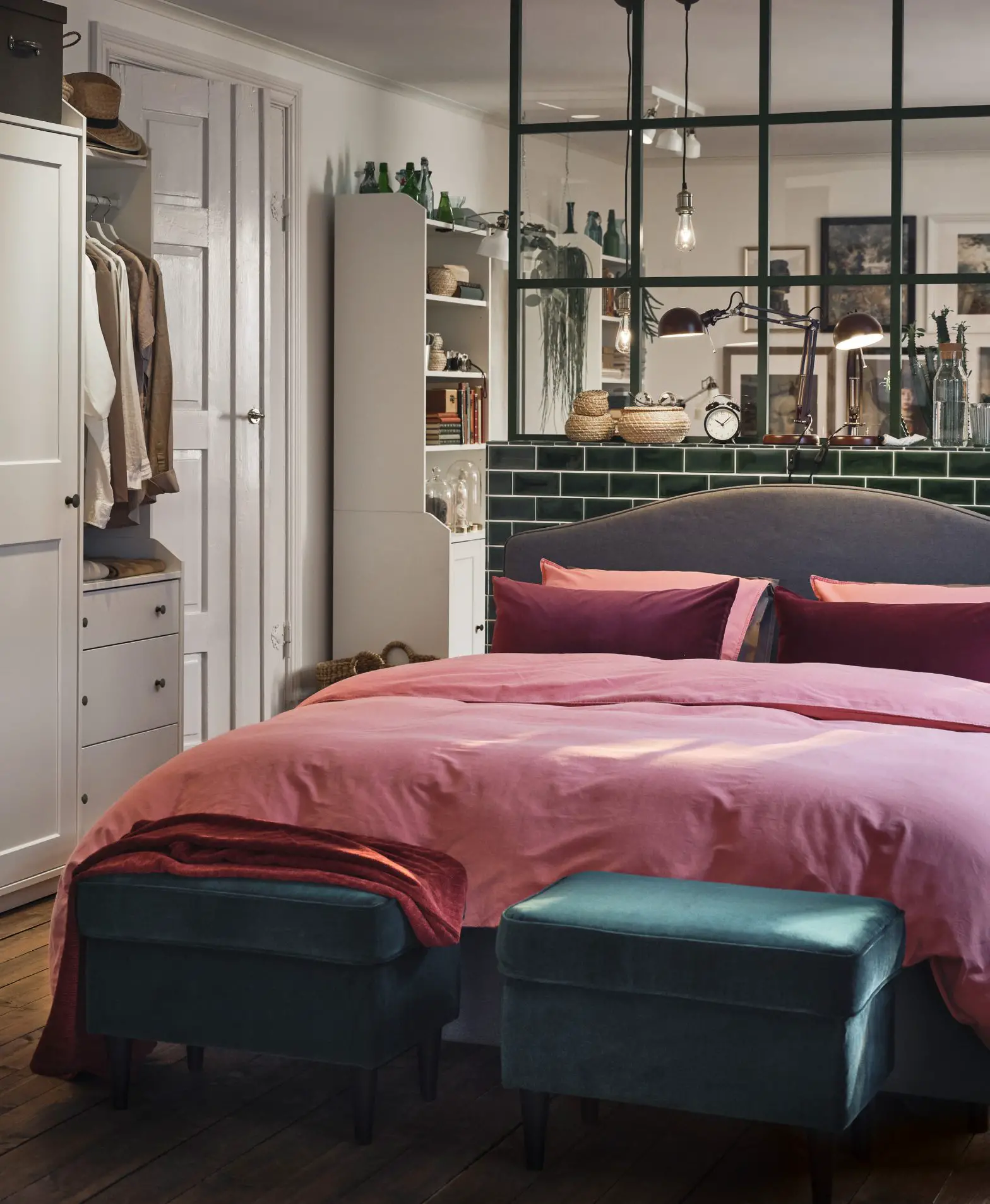 HAUGA upholstered bed with 2 storage boxes, queen size