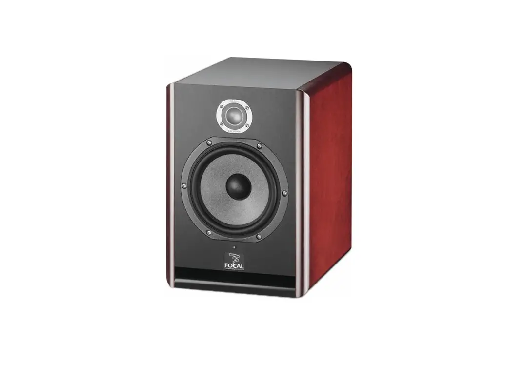 Focal Solo6 Be 6.5-inch Powered Studio Monitor User Manual Focal Solo6 Be 6.5-inch Powered Studio Monitor User Manual