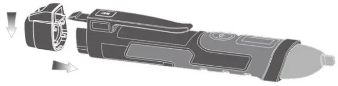 PeakTech 1031 Voltage detector 50 1000 V AC LED display - inserting the batteries