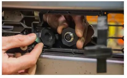 REVO-RWRA014-Winch-Control-Plug-Relocation-Kit-fig-13