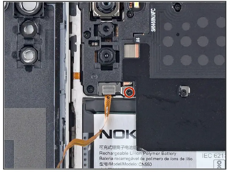 IFIXIT-Nokia-Phone-Back-Cover-Replacement-09