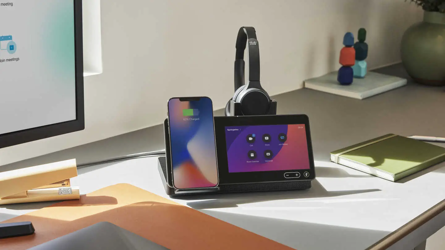 Cisco Dskh2377 Webex Desk Hub User Guide Cisco Dskh2377 Webex Desk Hub User Guide