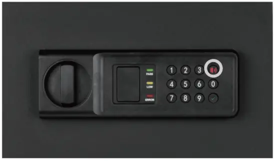 How to lock the safe