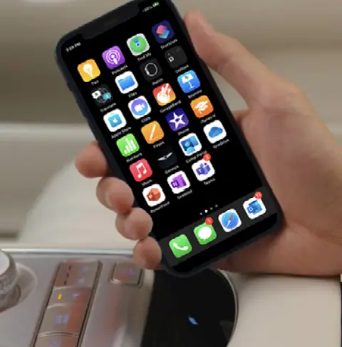 GENESIS G90 - PHONE PROJECTION 4