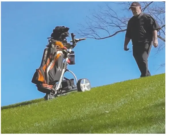 BATCADDY X8 Pro Electric Golf Caddy-Braking System