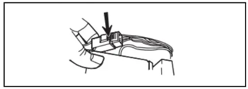 MAYTAG MBF1958FEZ Bottom Mount Refrigerator- fingernail between