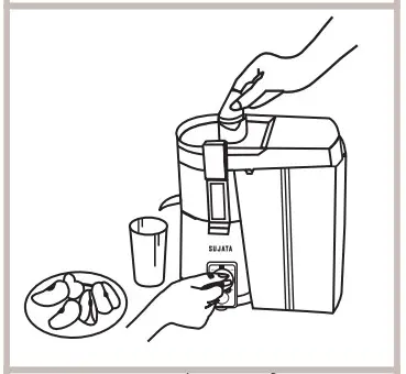 SUJATA Multimix 900 W Juicer Mixer Grinder - USING AS JUICER 2