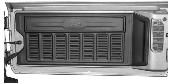 RUSTY S OFF ROAD PRODUCTS JBJL6767 2018 and Later JL Tire Carrier - Installation Instructions 2