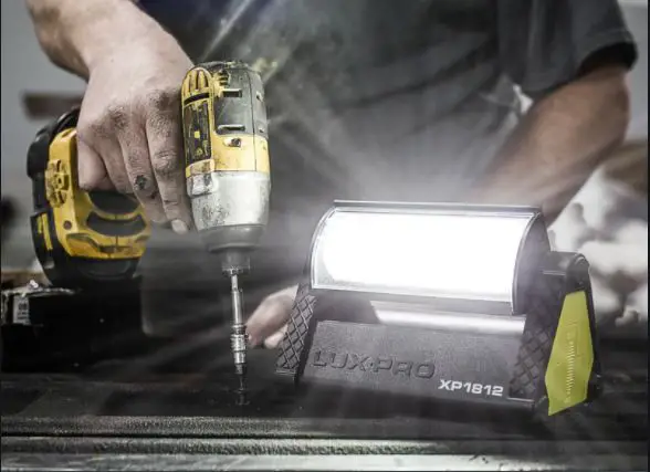 Luxpro Xp1814 Pro Triangle Led Worklight User Manual Luxpro Xp1814 Pro Triangle Led Worklight User Manual