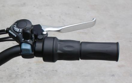 X TREME Newport Elite Max 36V Beach Cruiser Ebike - THROTTLE