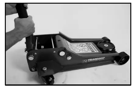 TQB-2906T-Hydraulic-Garage-Jack-Universal-Joint-Replacment-and-Bleed-fig-5