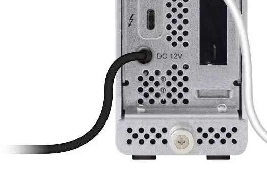 High Point Thunderbolt NVMe Drive Installation 7