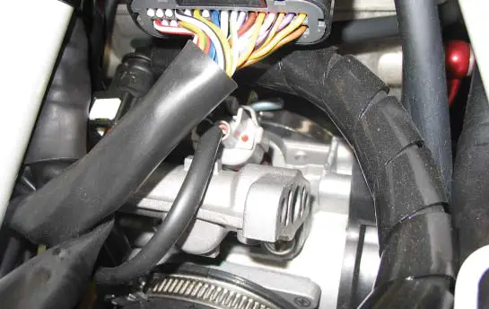 Dynojet-Power-Commander-6-Husqvarna-TE610-03