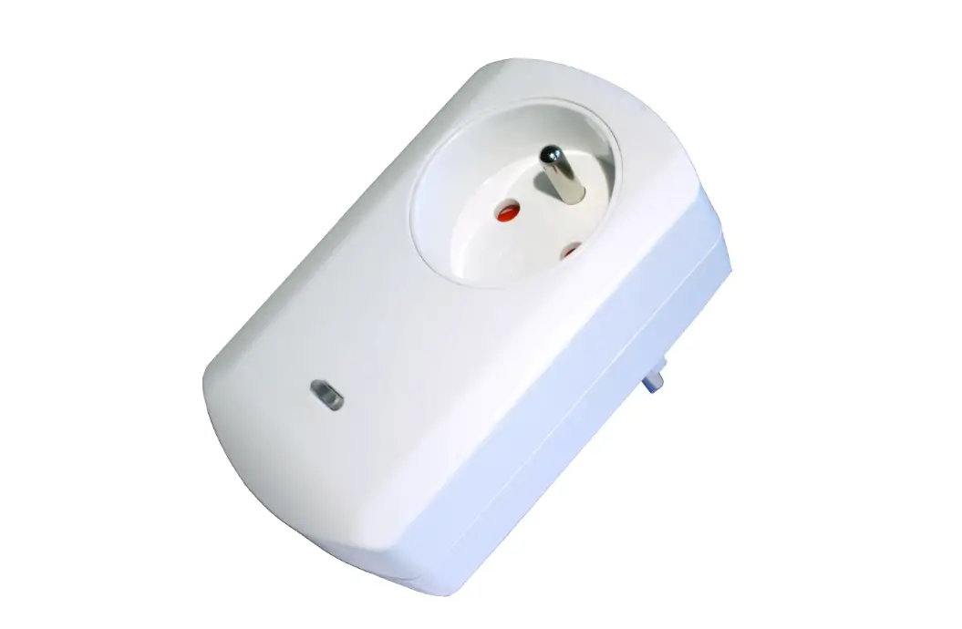 Tkb Home Z-wave Wall Plug Dimmer (type F) Tkb_tz67-g Manual Tkb Home Z-wave Wall Plug Dimmer (type F) Tkb_tz67-g Manual