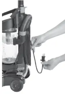 Bissell 1520 Series PowerForce Compact - Power cord storage