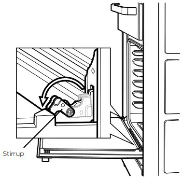 Westinghouse 60cm Upright Cooker - Removing the oven door