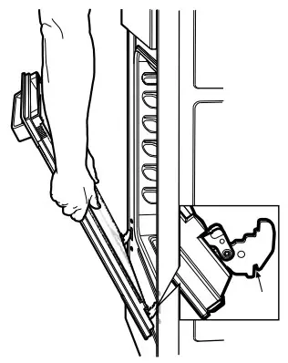 Westinghouse 60cm Upright Cooker - Replacing the oven door 2