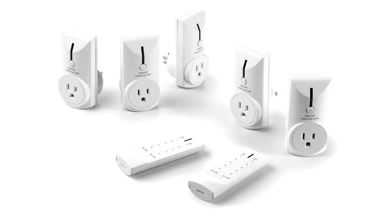 Link2home Wireless Remote Control Outlet 1+3 Instruction Manual