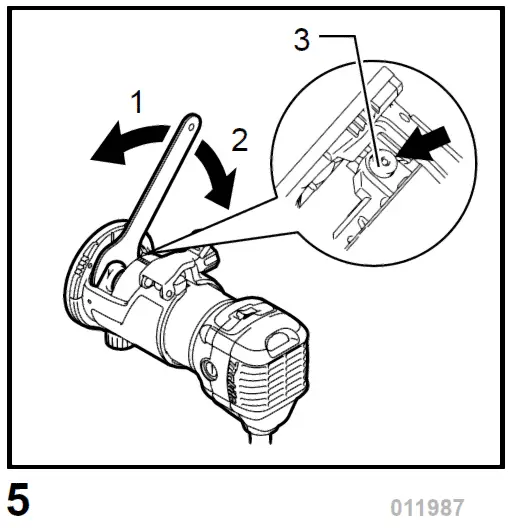 makita-RT0700C-Wood-Trimmer-06