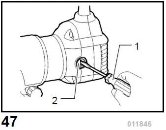 makita-RT0700C-Wood-Trimmer-48