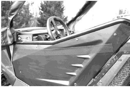 FALCON-RIDGE-AC-TRAIL-DRW01-Textron-Wildcat-Trail-Soft-Doors-&amp-Rear-Window-FIG-4