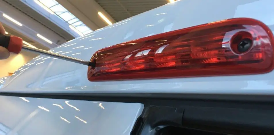 ZENEC-ZE-RCE3701-MK2-Rear-View-Camera-Brake-Light-02