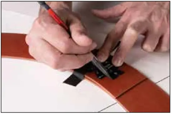 LAY OUT CUSTOM DOVETAILS