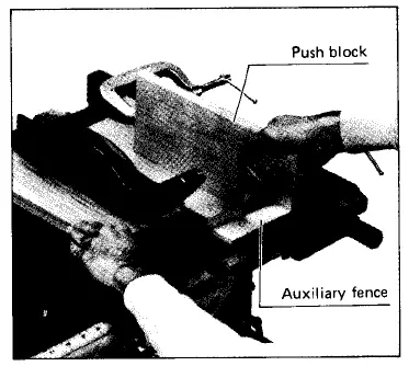 Makita 2708 Table Saw fig-24
