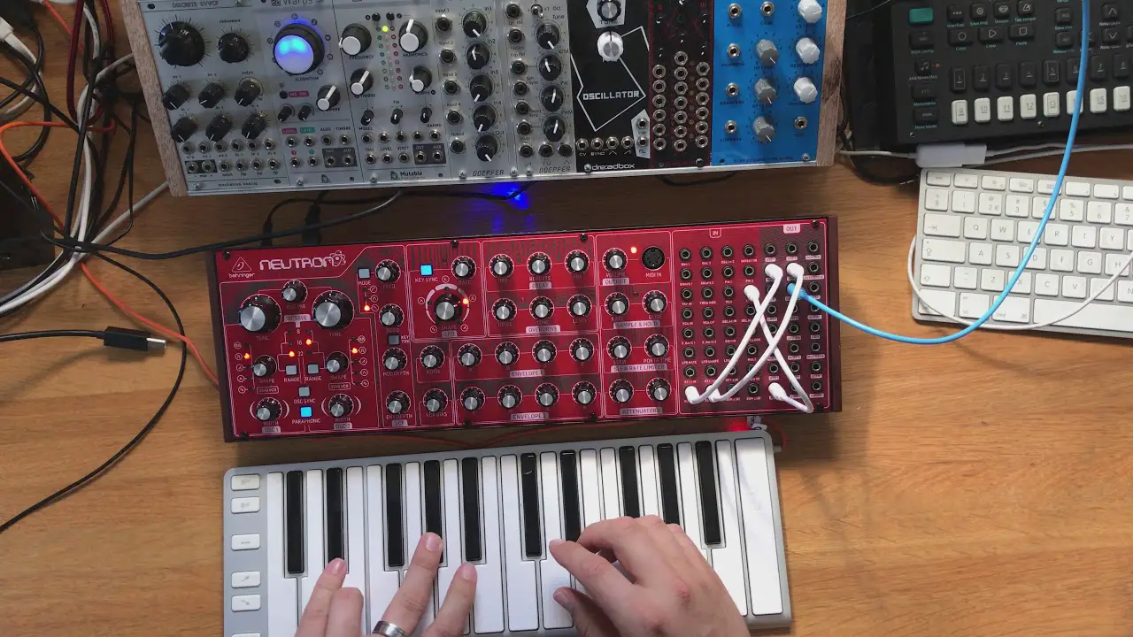 Behringer Paraphonic Analog And Semi-modular Synthesizer User Guide