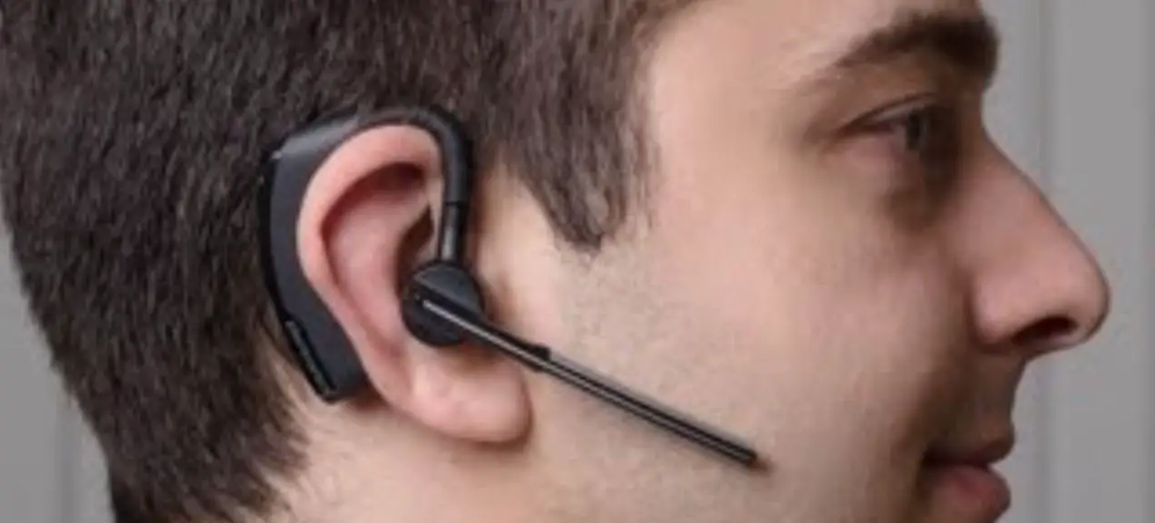 Plantronics Voyager Legend Mobile Bluetooth Headset User Guide