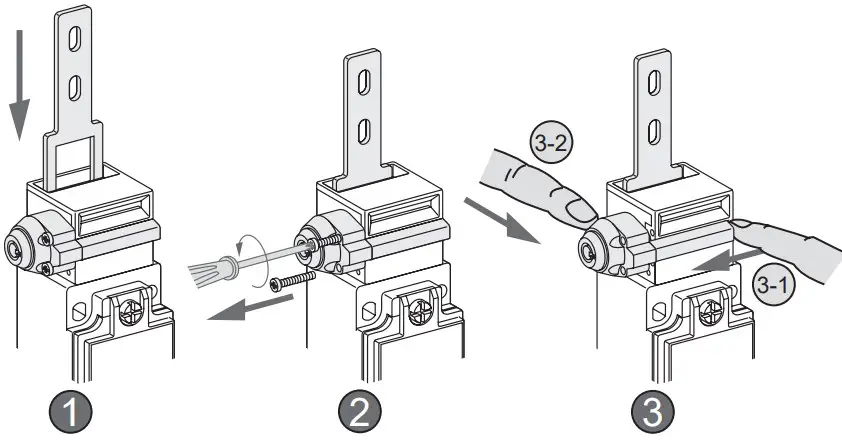 Position of keylock on XCS-B/C