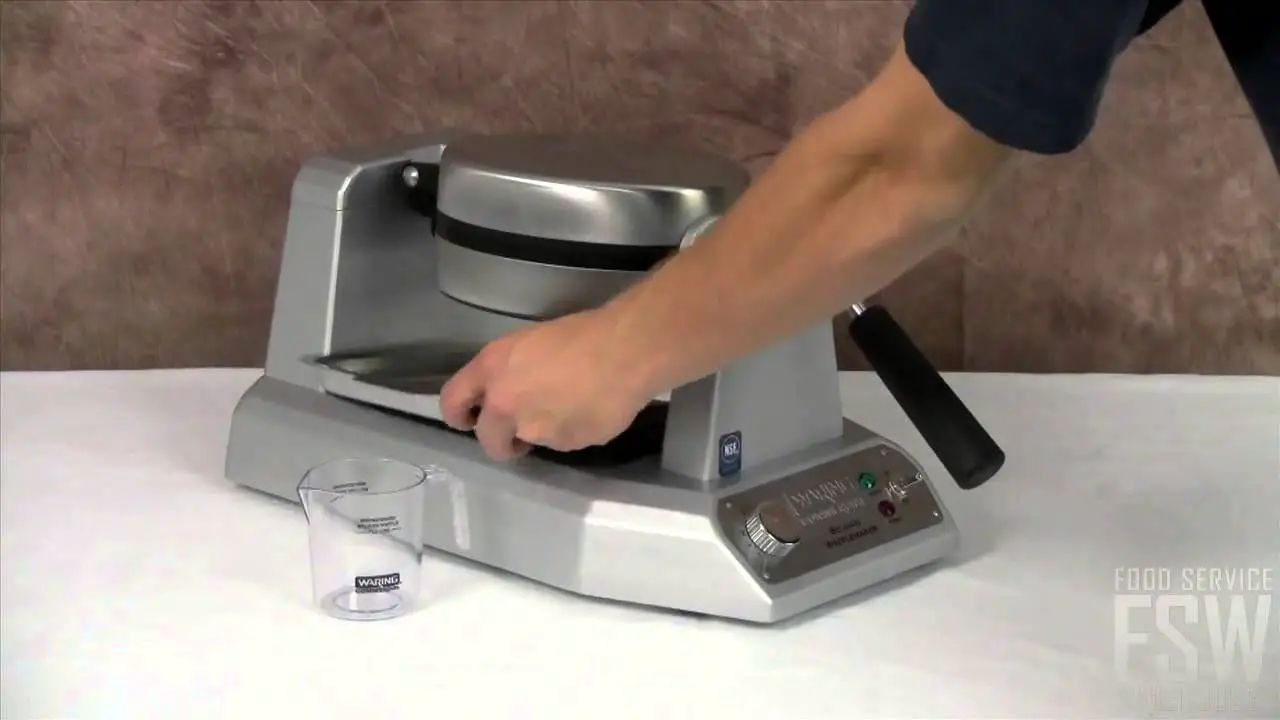 Waring Commercial Ww180x Single And Double Serviceable-plate Waffle Makers Instruction Manual Waring Commercial Ww180x Single And Double Serviceable-plate Waffle Makers Instruction Manual