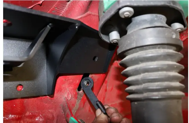 VAN-COMPASS-7042-2015-Present-Mercedes-Sprinter-4x4-Falcon-Front-Shock-Kit-FIG-13