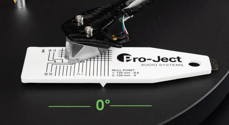 Pro-Ject Audio Systems Debut Carbon - 18