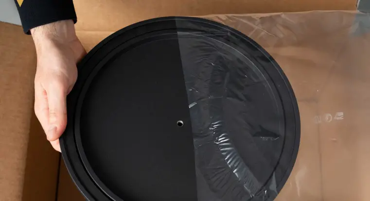 Pro-Ject Audio Systems Debut Carbon - 5