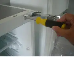 BUSH BEUCFR6082 Integrated Under Counter Fridge - Figure 1