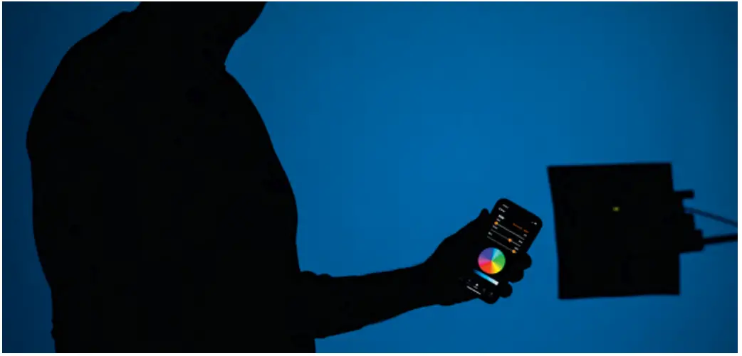 Aladdin-WHIP-LITE-Flexible-120W-Bi-Color-LED-Light-Fig-03