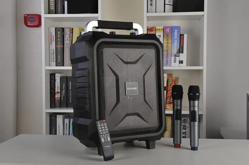 Daewoo Trolley Karaoke Speaker User Manual