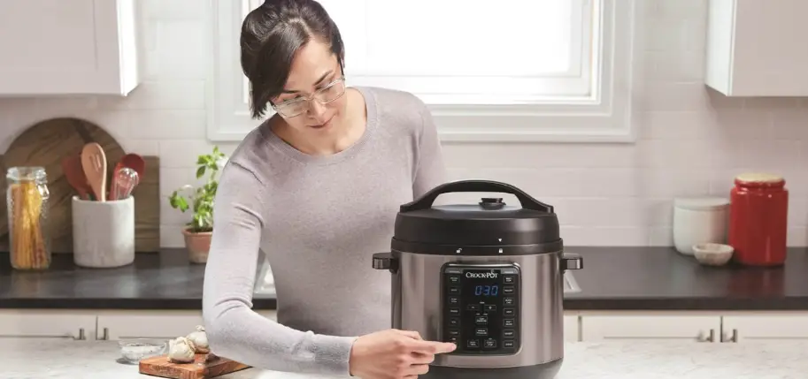 Crock-pot Cpe300 Express Crock Xl Multi Cooker User Manual