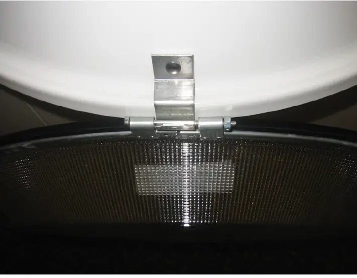 LITHONIA LIGHTING TX A165-A162 Enclosed Prismatic Acrylic Optical 05