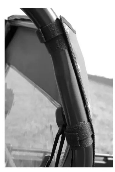 FALCON-RIDGE-JD-XUV25-RW01-John-Deere-Gator-625i-825i-Soft-Rear-Window-FIG3