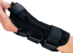 DJO ComfortFORM Wrist With Abducted Thumb