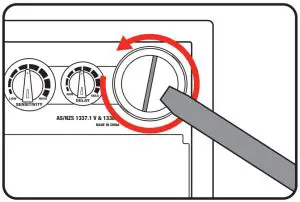 OZito ADWH-913V Auto darkining Welding Helmet - . Place