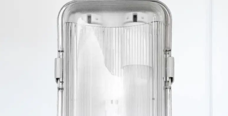 Shada 2400203 Led Light Instruction Manual Shada 2400203 Led Light Instruction Manual