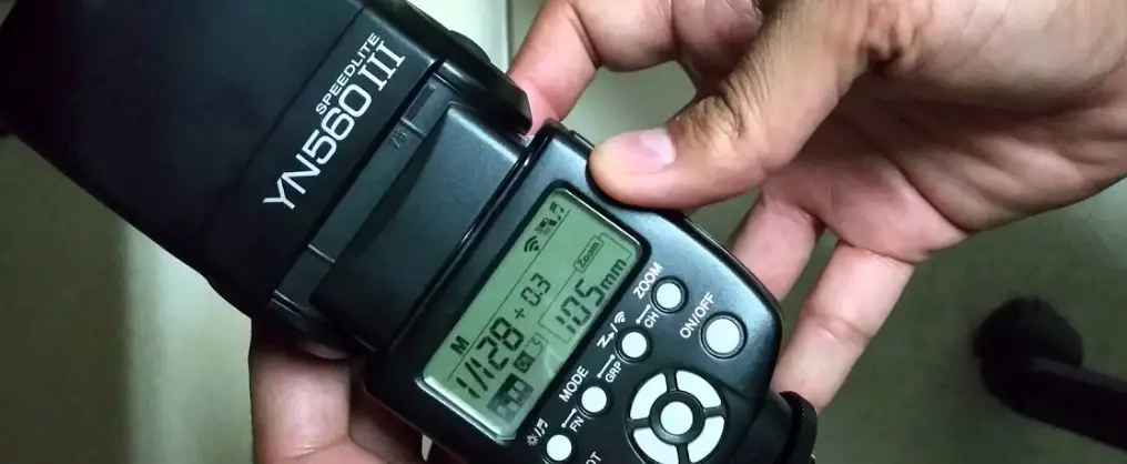 Yongnuo Yn685ex-rf S Camera Flash Speedlight User Manual Yongnuo Yn685ex-rf S Camera Flash Speedlight User Manual