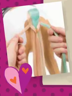 our generation BD38030Z Palomino Paint Horse 20 Inch Hair Play Horse - Step 5