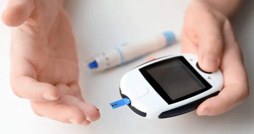 Nuvomed Mbg10-6 Blood Glucose Monitor Instruction Manual Nuvomed Mbg10-6 Blood Glucose Monitor Instruction Manual