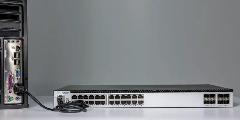 QSFPTEK-S5600-24T8X-24-Port-Gigabit-Ethernet-L3-Plus-Switch-fig-8