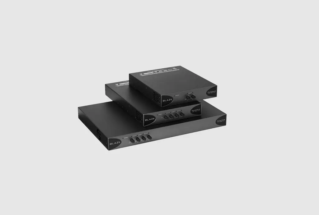 Blaze Powerzone 1004 Power Amplifier User Guide Blaze Powerzone 1004 Power Amplifier User Guide